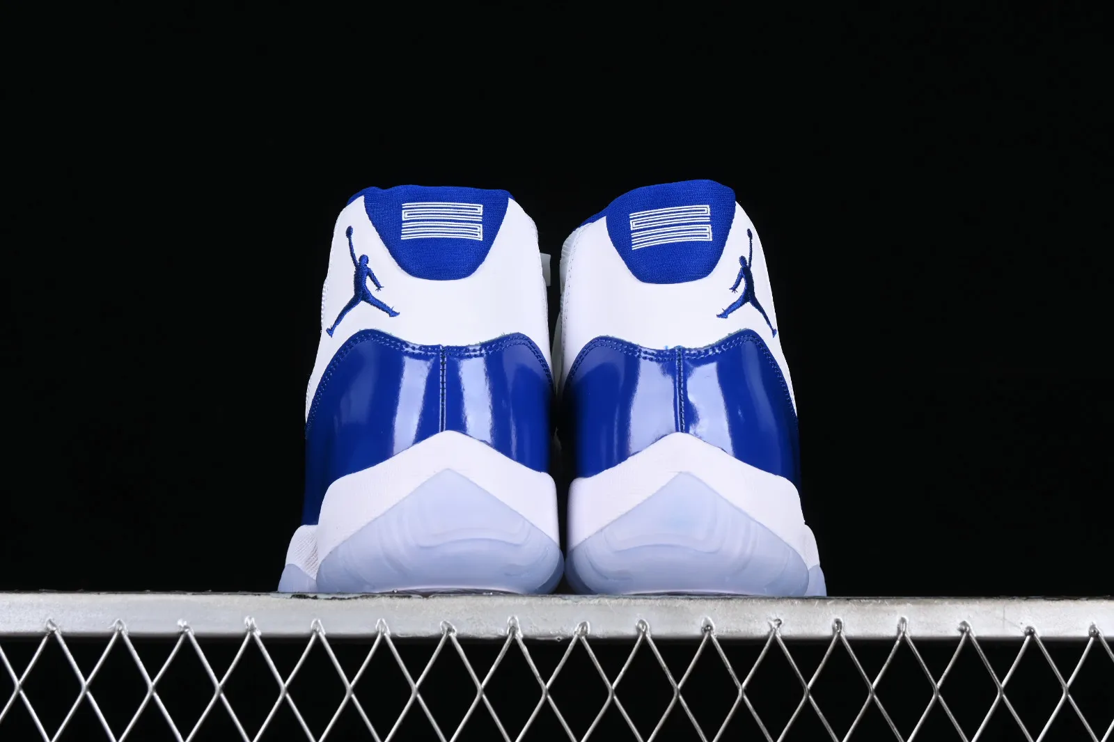 Air Jordan 11 Retro Concord Sketch White Blue CT8012-114