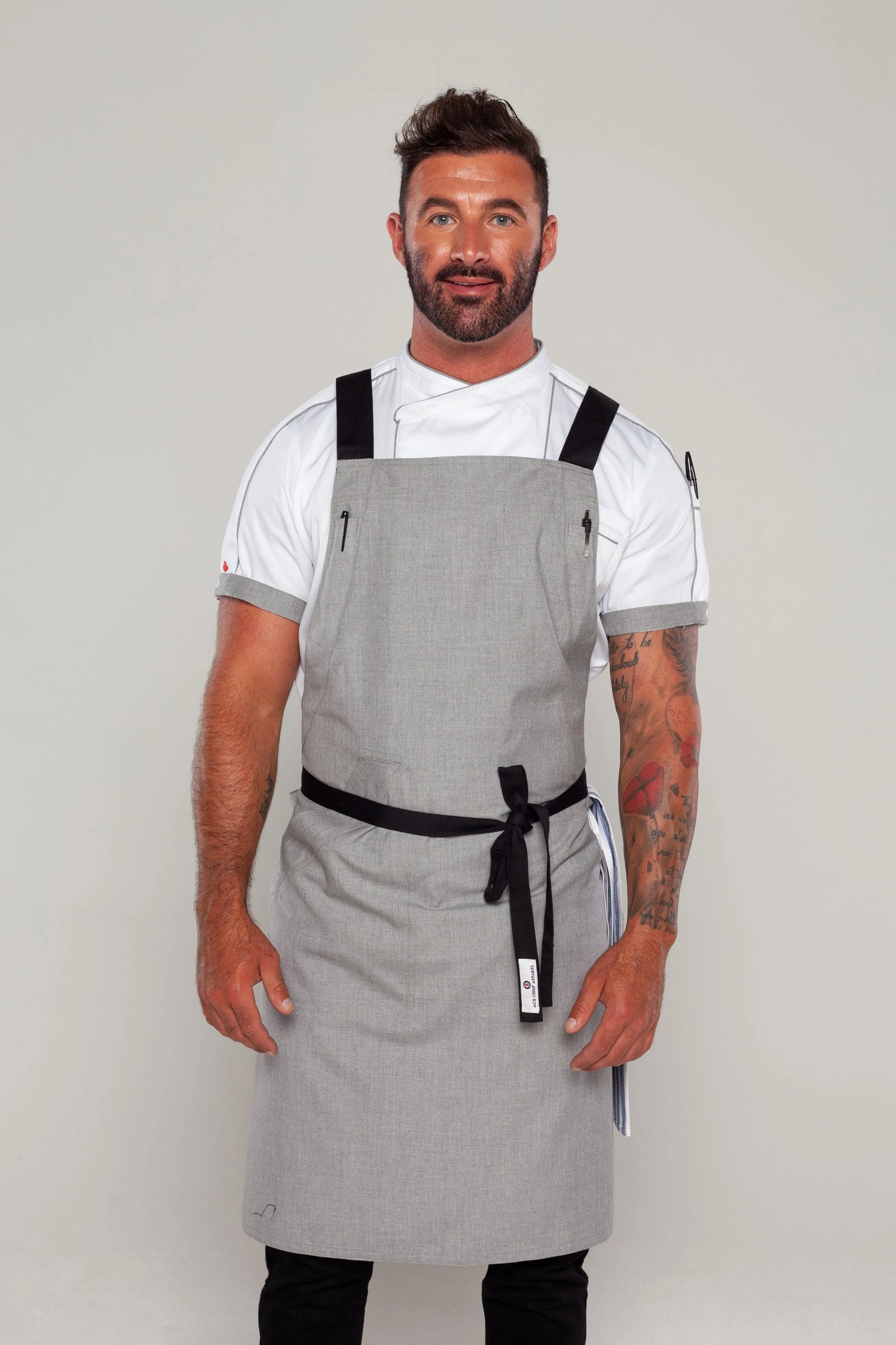 BYRON Crossover Chef apron Steel Grey with black straps