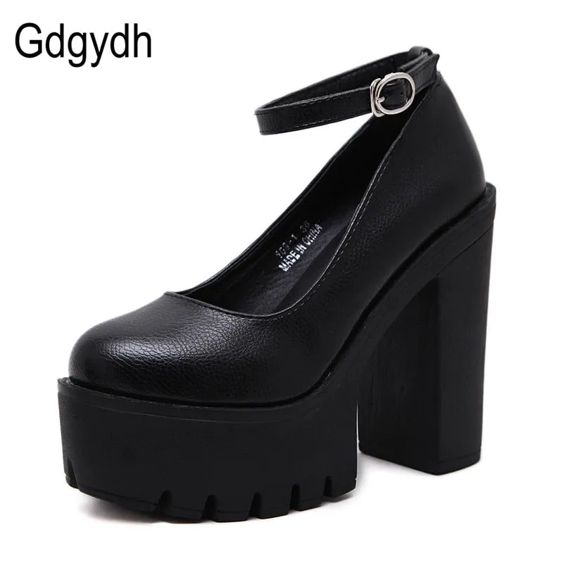 casual high-heels platform pumps Black