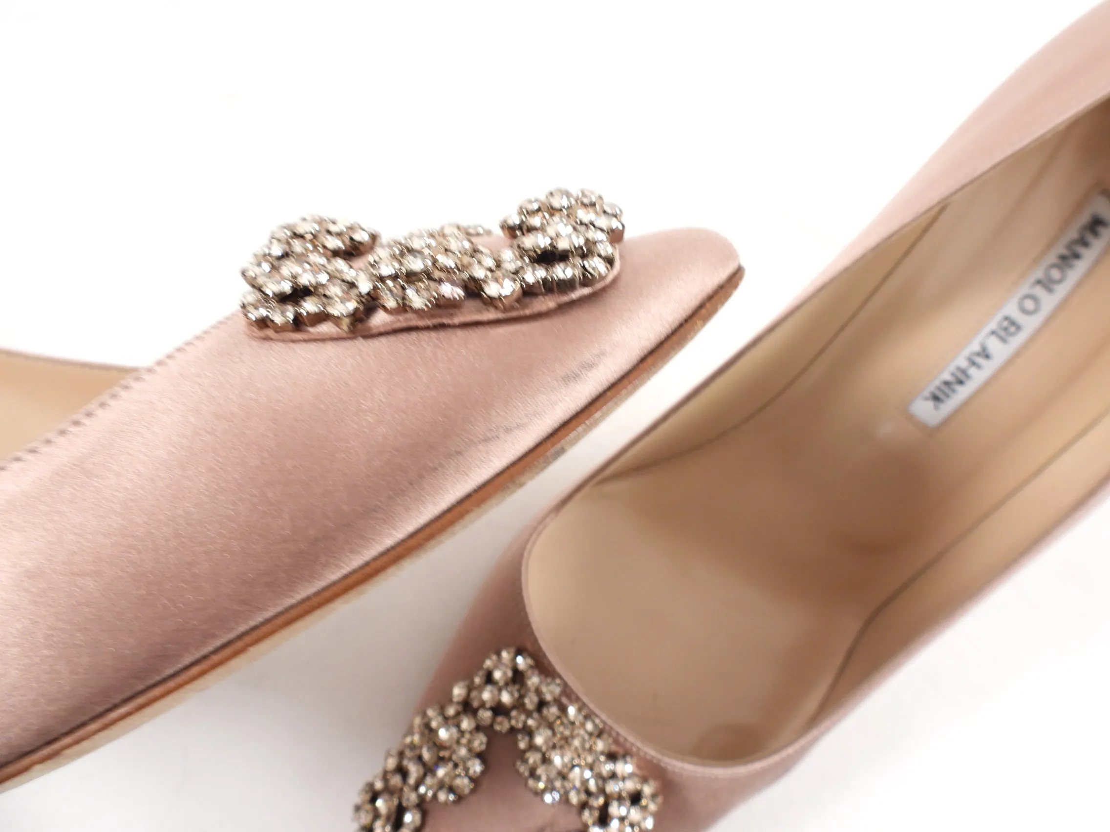 Manolo Blahnik Nude Satin Hangisi 70 Crystal High Heels - 40