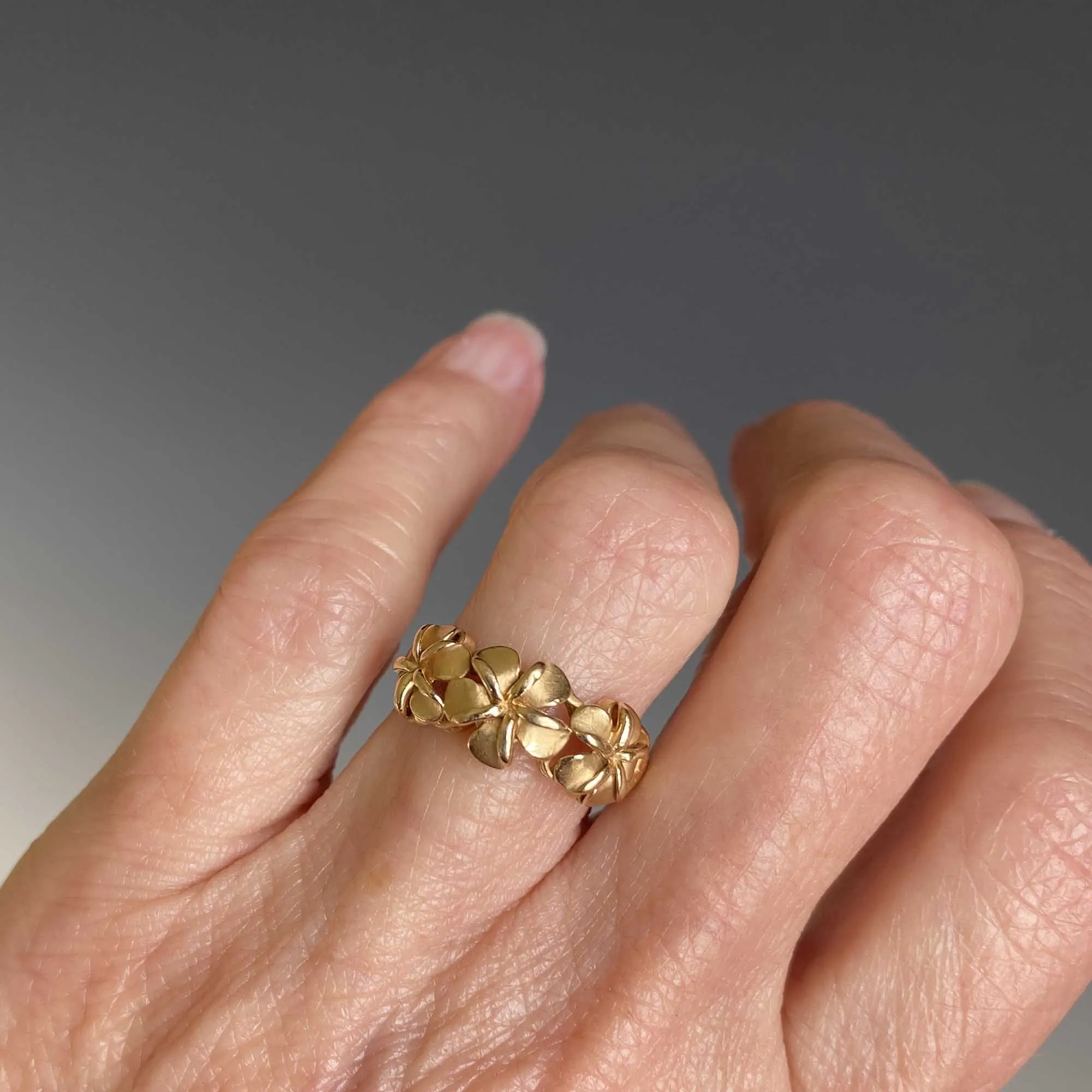 ON HOLD Vintage Na Hoku Plumeria Ring in 14K Gold