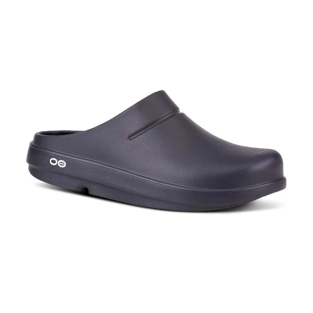 OOFOS Oocloog Recovery Clogs