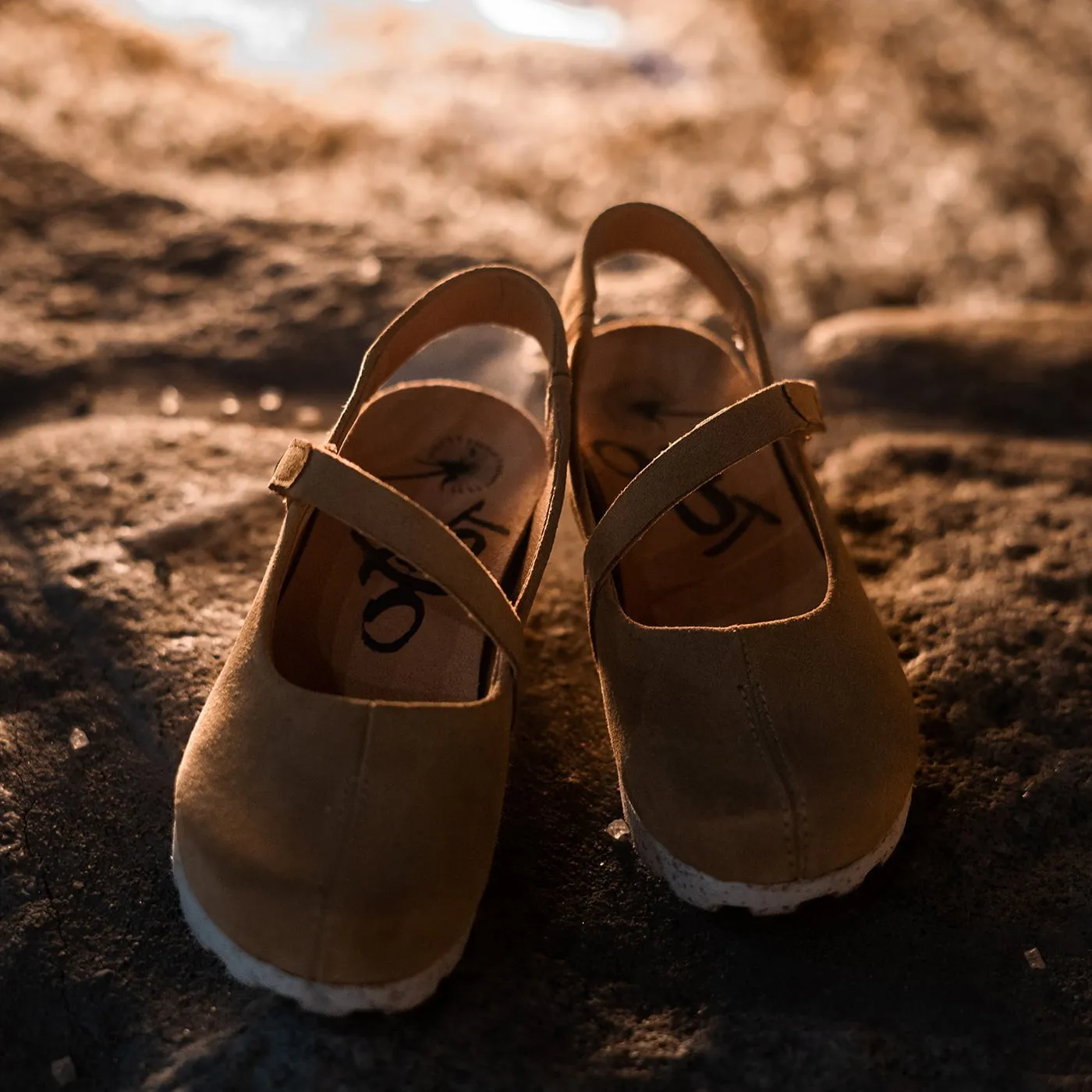 PROG in BEIGE Wedge Clogs