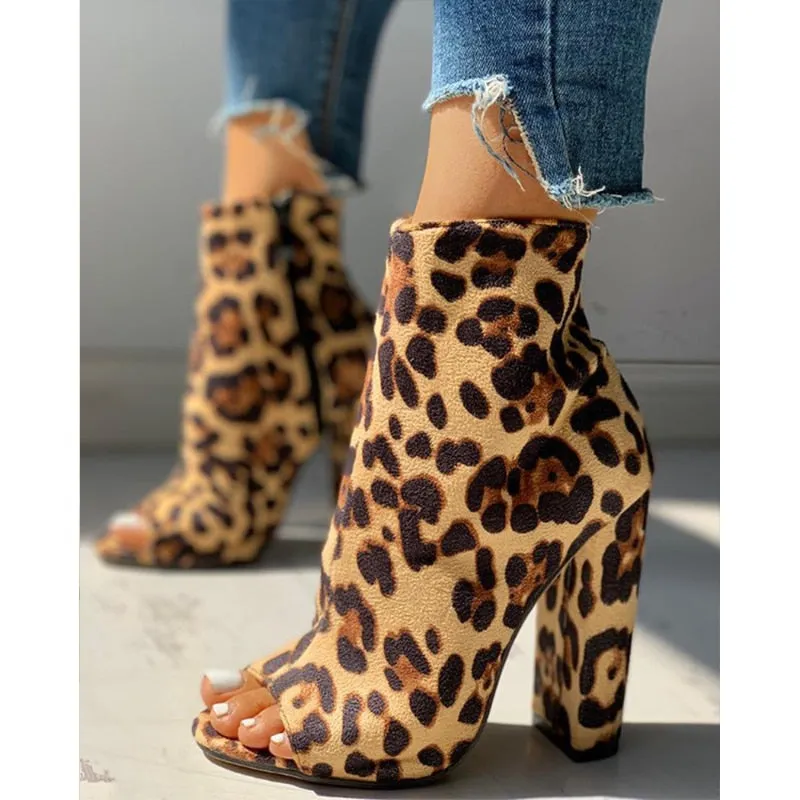 Serpentine Zipper High Heels Platform Booties