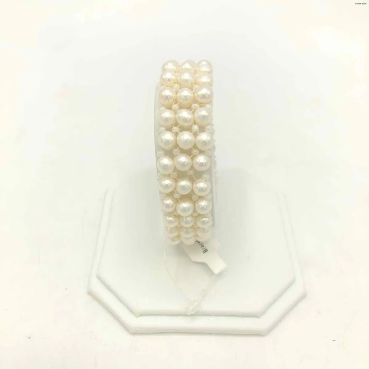 White Pearl Elastic Bracelet